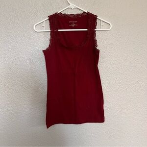 Banana Republic Burgundy Lace Tank Top women’s size medium